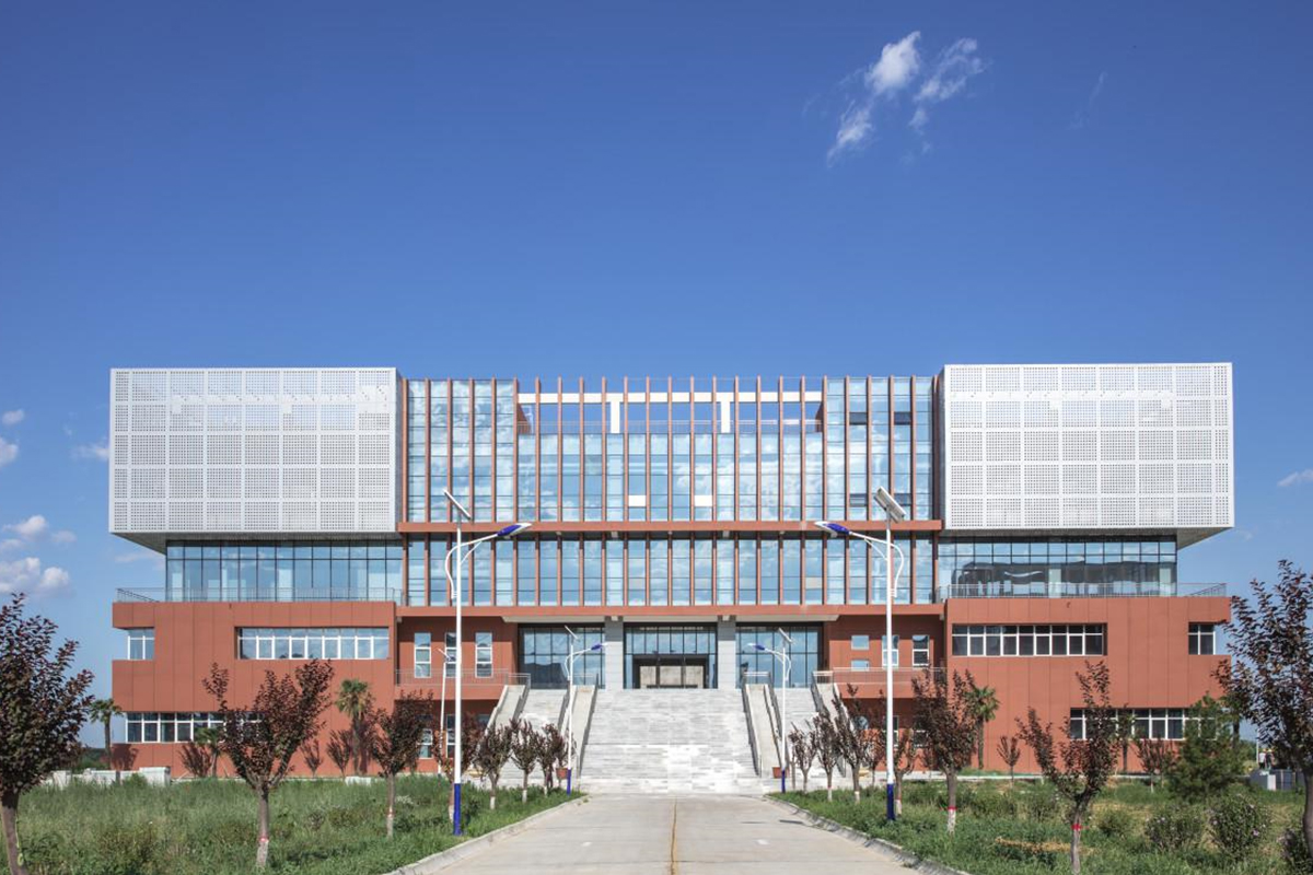 西安高新科技职业学院